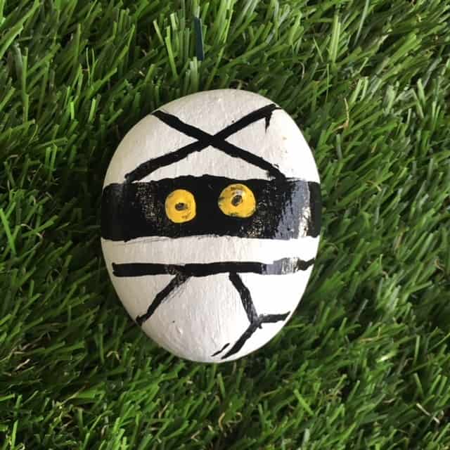 Fertile.Digital | Spooktacular Halloween Pebble Hunt!